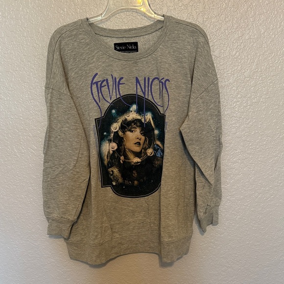 Gray Stevie Nicks Graphic Sweatshirt from Torrid size 0 (plus) - Picture 1 of 3